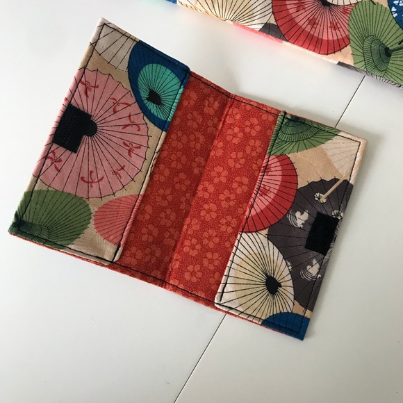 Graceful Goods - Wristlet and Card Holder - Picture 5 of 6